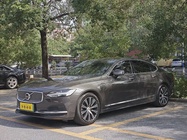 Volvo S90 2022