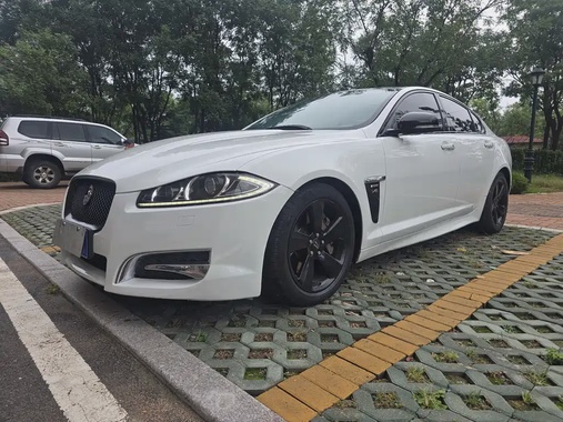 Jaguar XF 2014