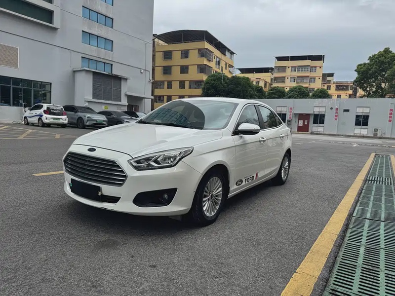 Ford Escort