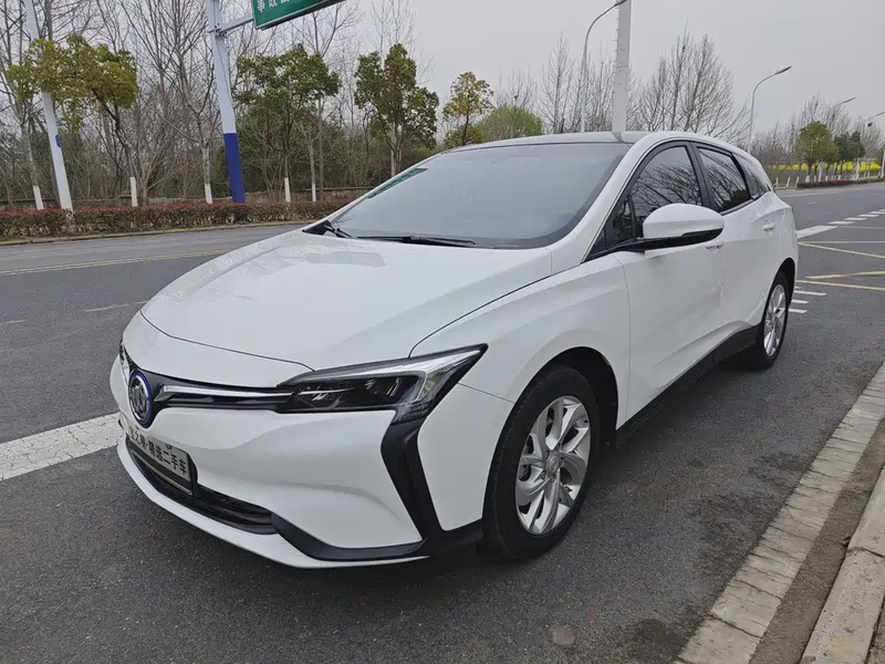 Buick Velite 6