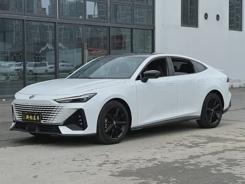 Changan UNI-V