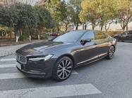 Volvo S90 2025