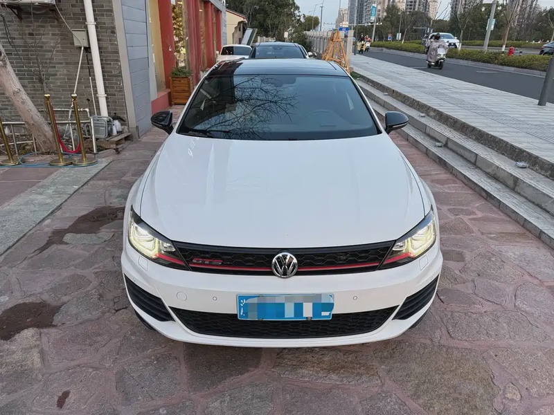 Volkswagen Lamando