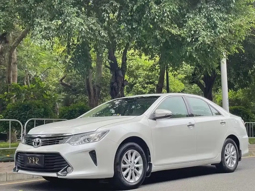 Toyota Camry 2015
