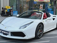 Ferrari 488 2018