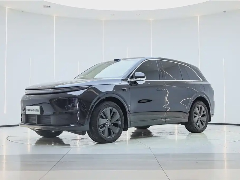Li Auto L6