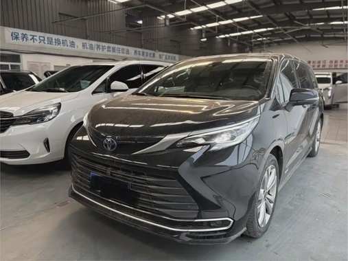 Toyota Sienna 2023