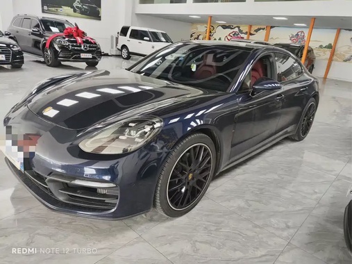 Porsche Panamera 2022