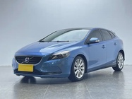 Volvo V40 2015