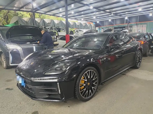 Porsche Panamera 2024