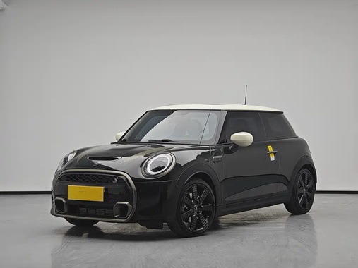 MINI Other 2022