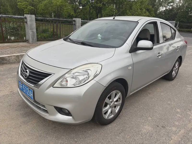 Nissan Sunny