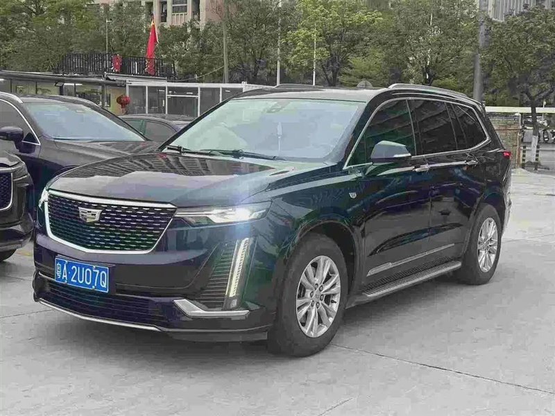 Cadillac XT6