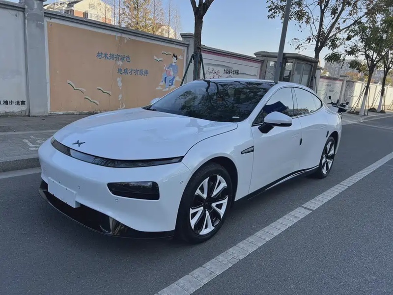 XPeng P7