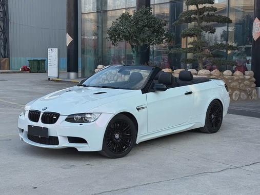 BMW M3 2011