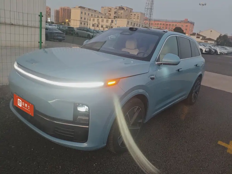 Li Auto L7