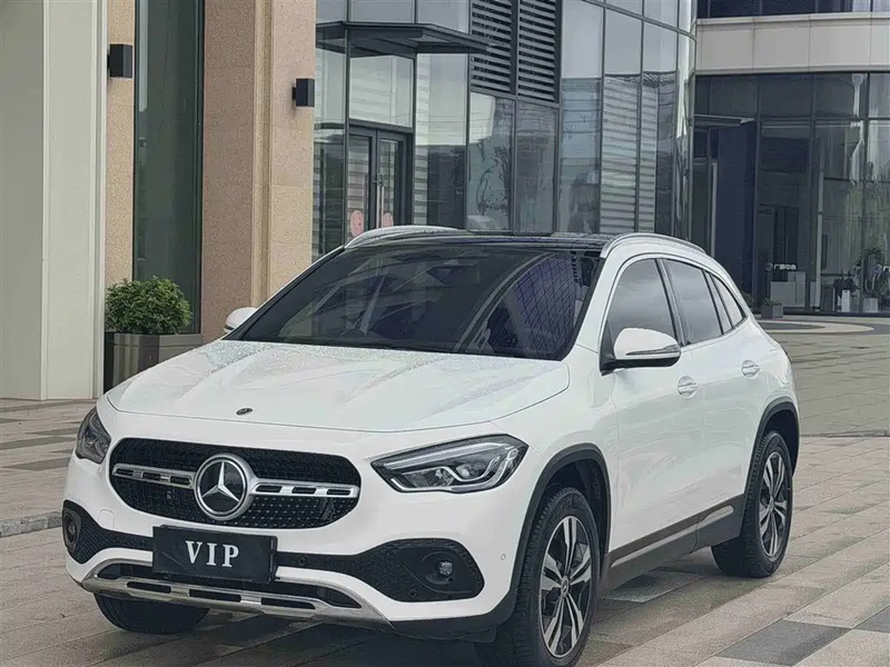 Mercedes-Benz GLA-Class