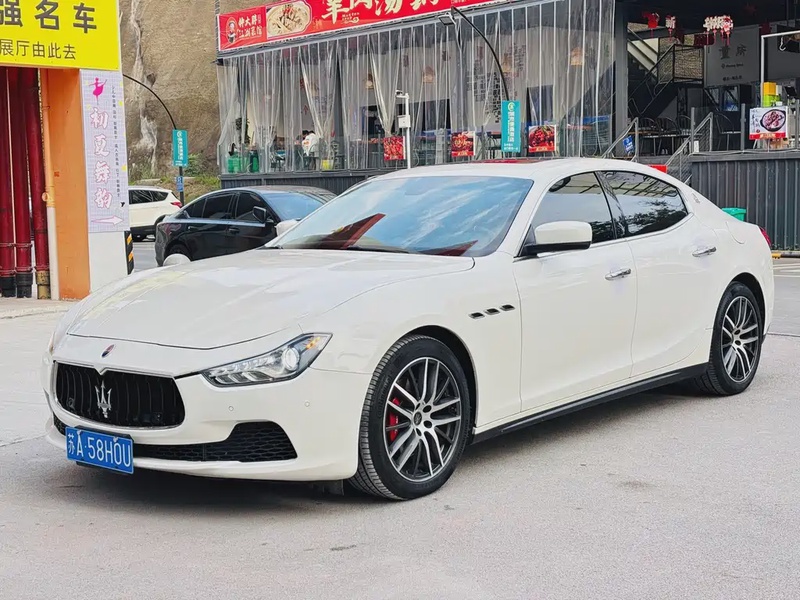 Maserati Ghibli