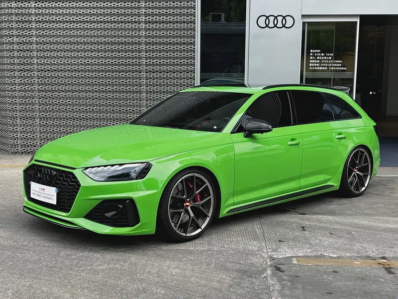 Audi RS4
