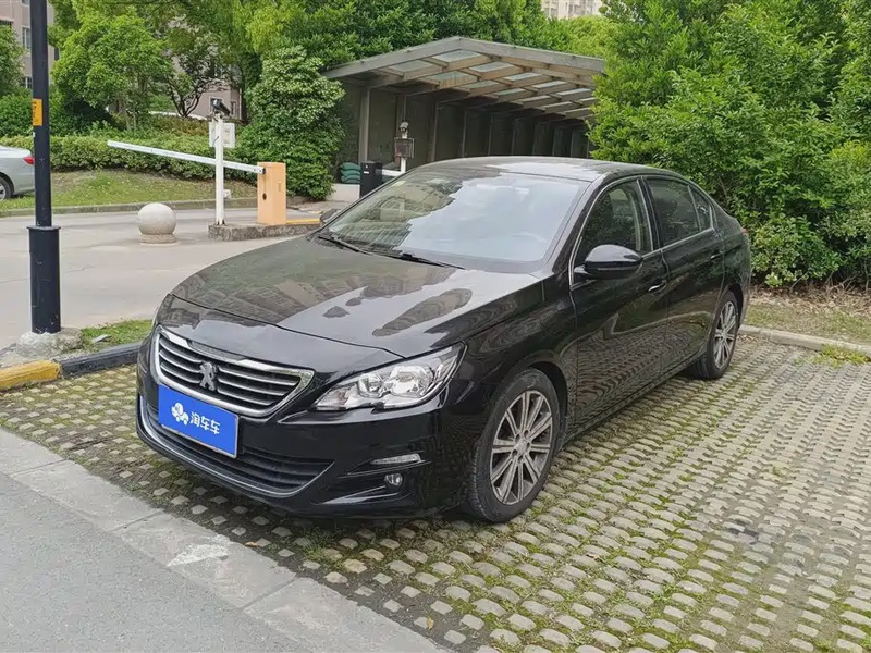 Peugeot 408