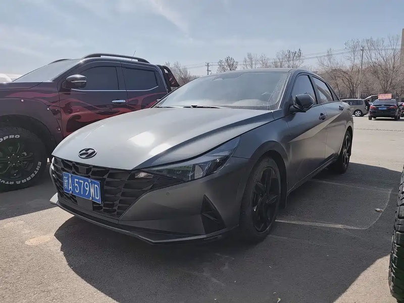 Hyundai Elantra