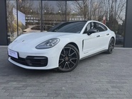 Porsche Panamera 2022