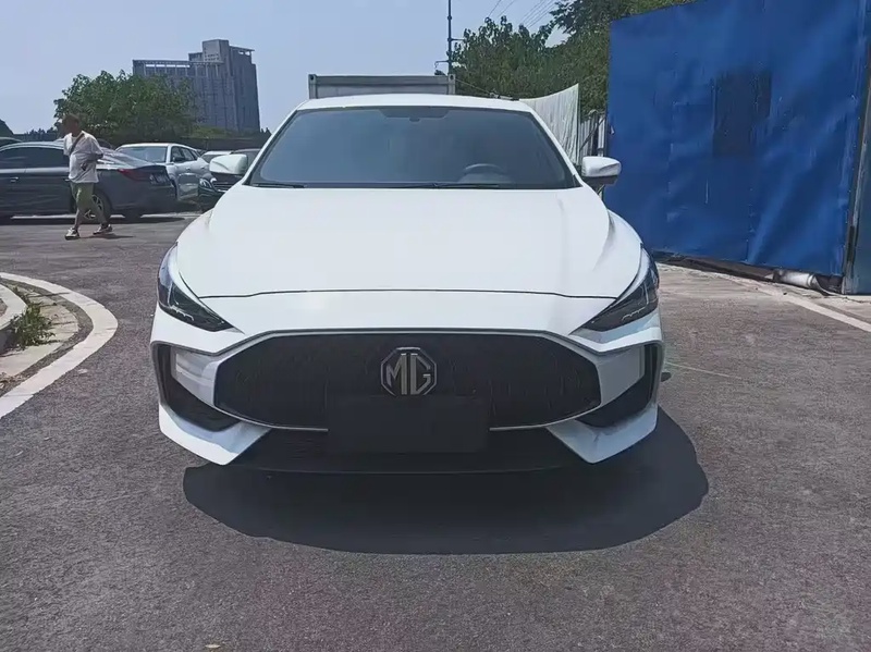 MG MG5