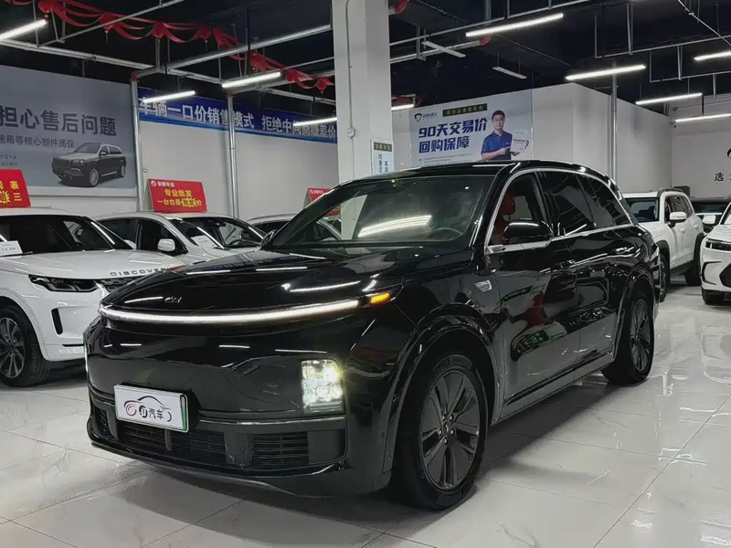 Li Auto L8
