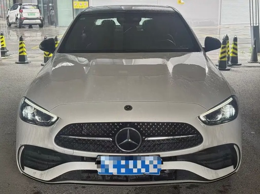 Mercedes-Benz C-Class 2024