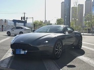 Aston Martin DB11 2018