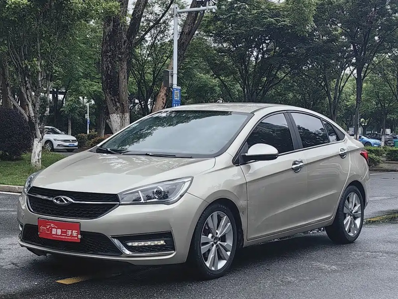 Chery Arrizo 5