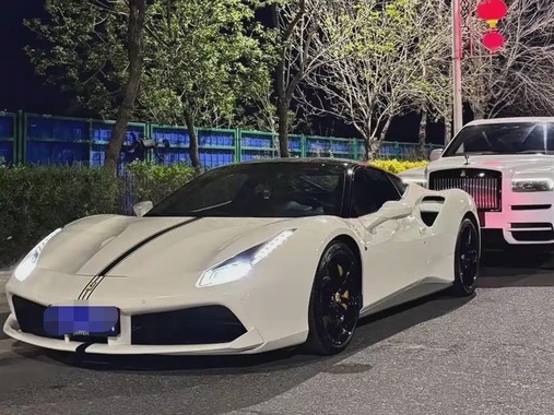 Ferrari 488 2016