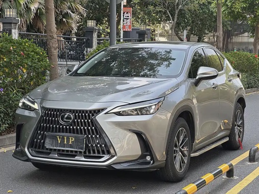 Lexus NX 2023