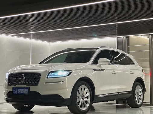 Lincoln Nautilus 2022