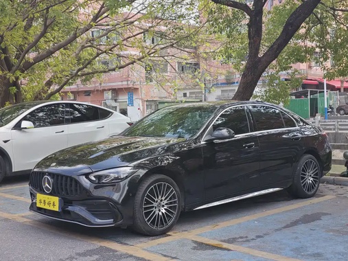Mercedes-Benz C-Class 2024