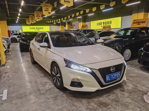 Nissan Teana 2021
