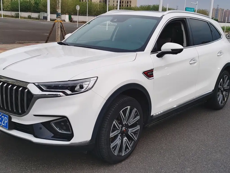 Hongqi HS5