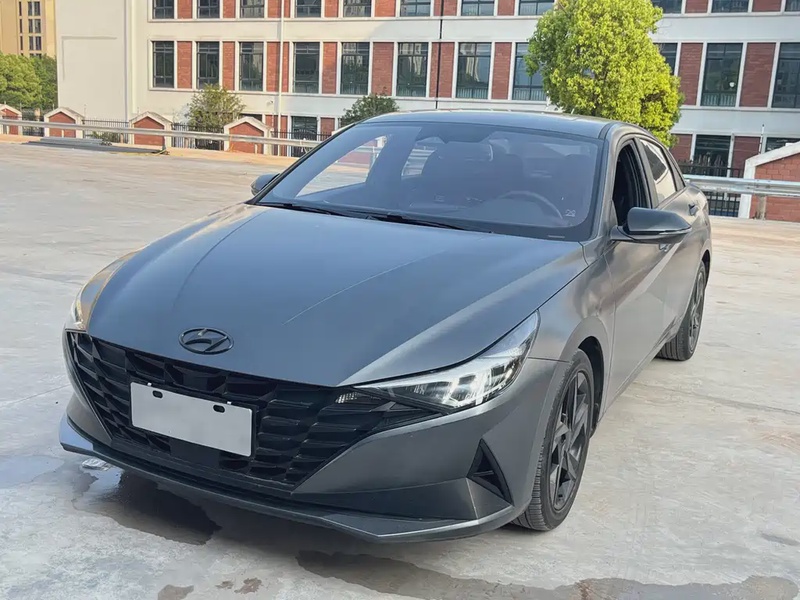 Hyundai Elantra