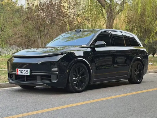 Li Auto L8 2023