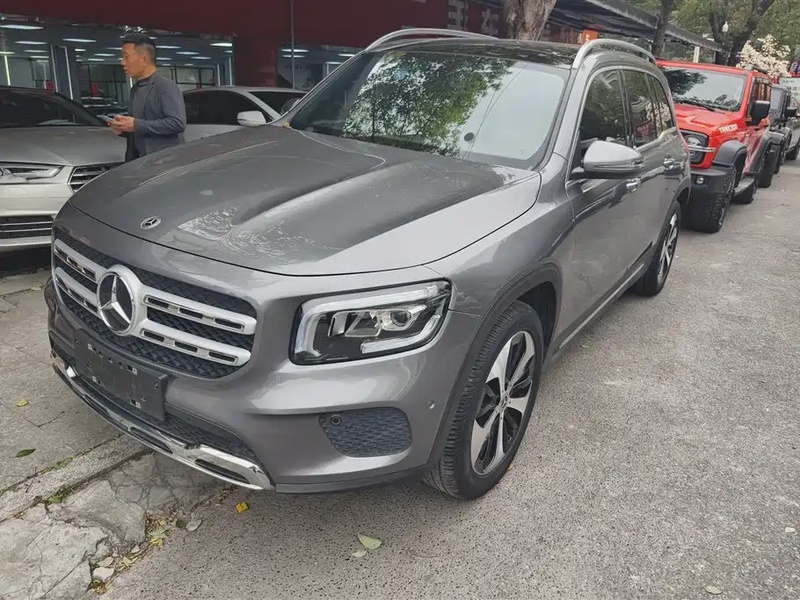 Mercedes-Benz GLB-Class