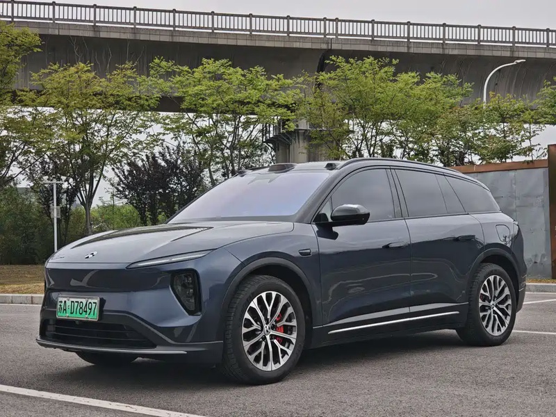 NIO ES6