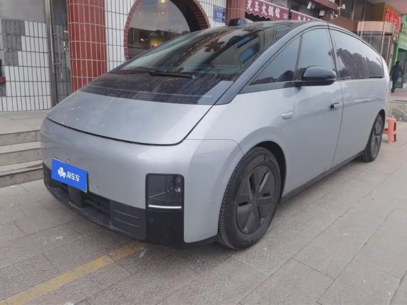 Li Auto MEGA