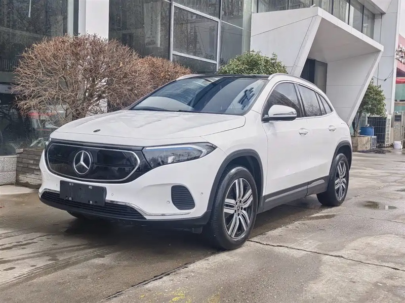 Mercedes-Benz EQA