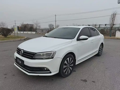 Volkswagen Sagitar 2016