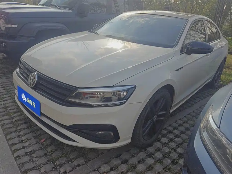 Volkswagen Lamando