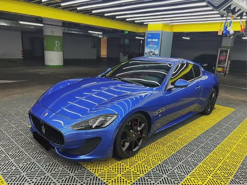 Maserati GranTurismo 2015