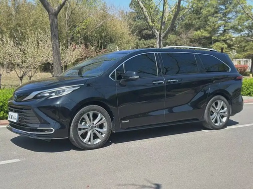 Toyota Sienna 2023