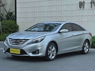 Hyundai Sonata 2011