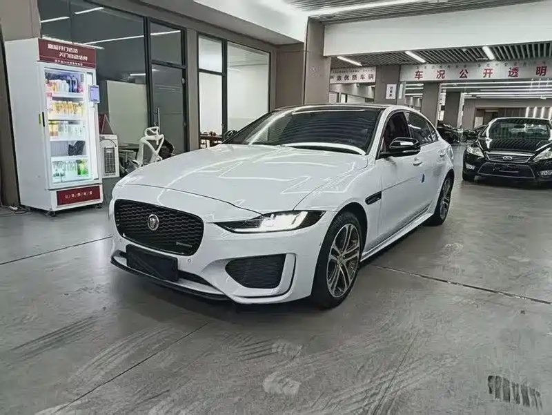 Jaguar XEL