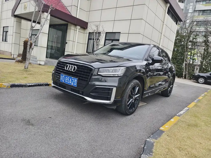 Audi Q2